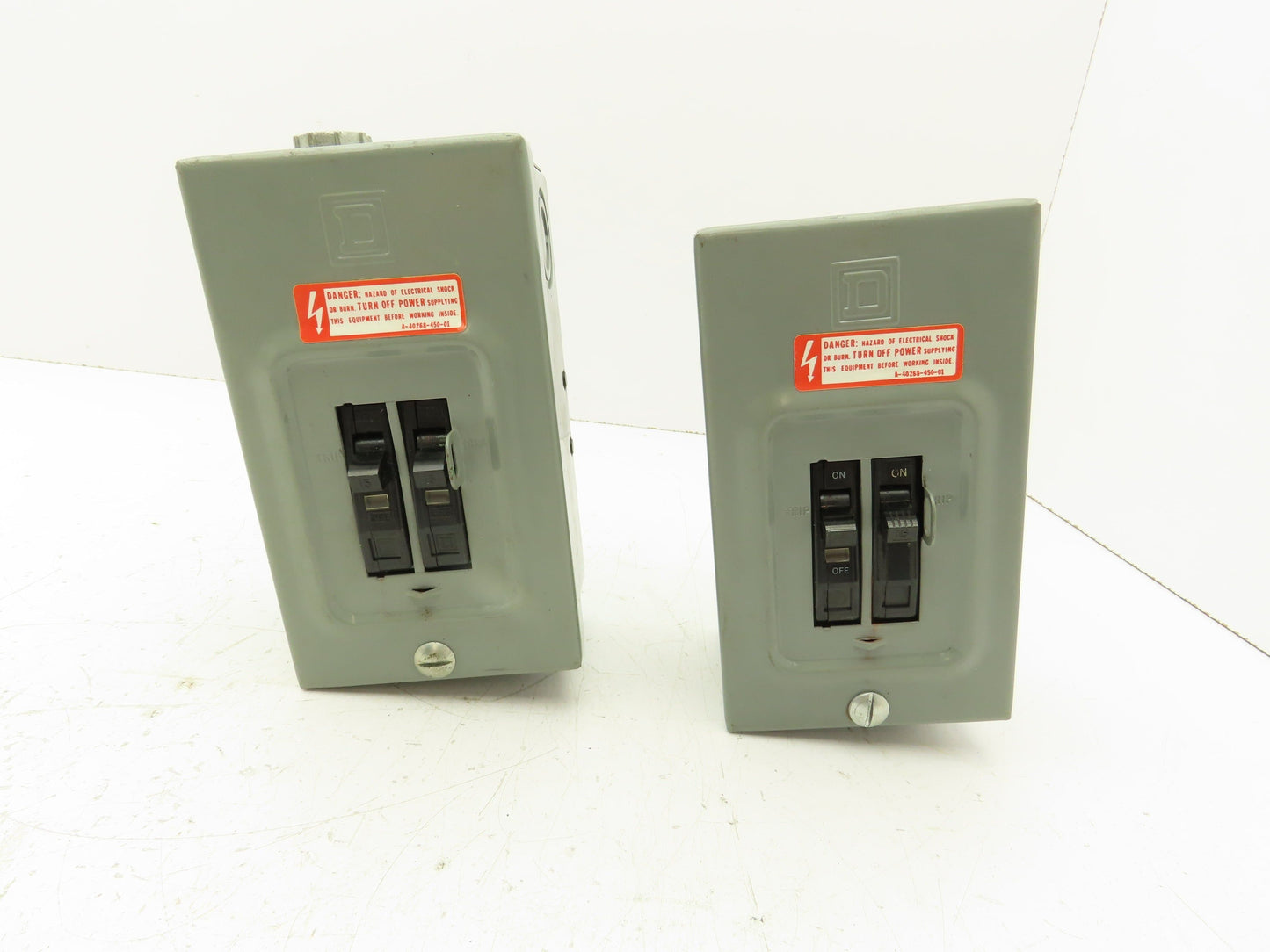 Square D Q02L30S Circuit Breaker Enclosure 30A 120/240V Lot of 2