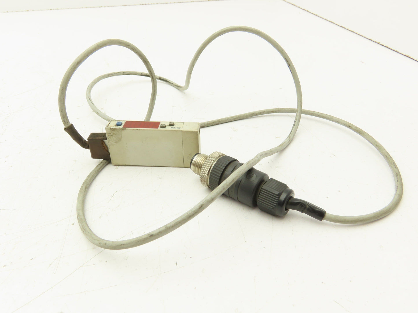 SMC ZSE10-M5R-B-P Digital Pressure Switch 12-24VDC