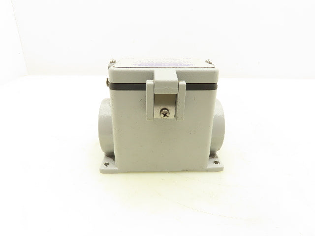 Mencom DP-2RJ45-R-P32 PLC Panel Interface Connector 120V Outlets RJ45 Ethernet