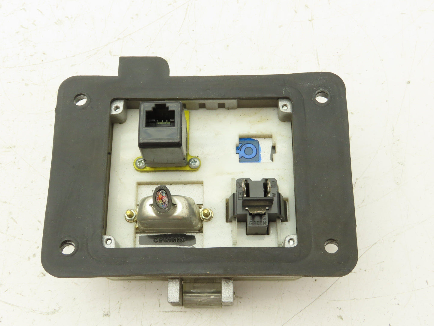 GracePort P-G2R2-K3R0-U293 Data Interface Connector Outlet Housing Mount