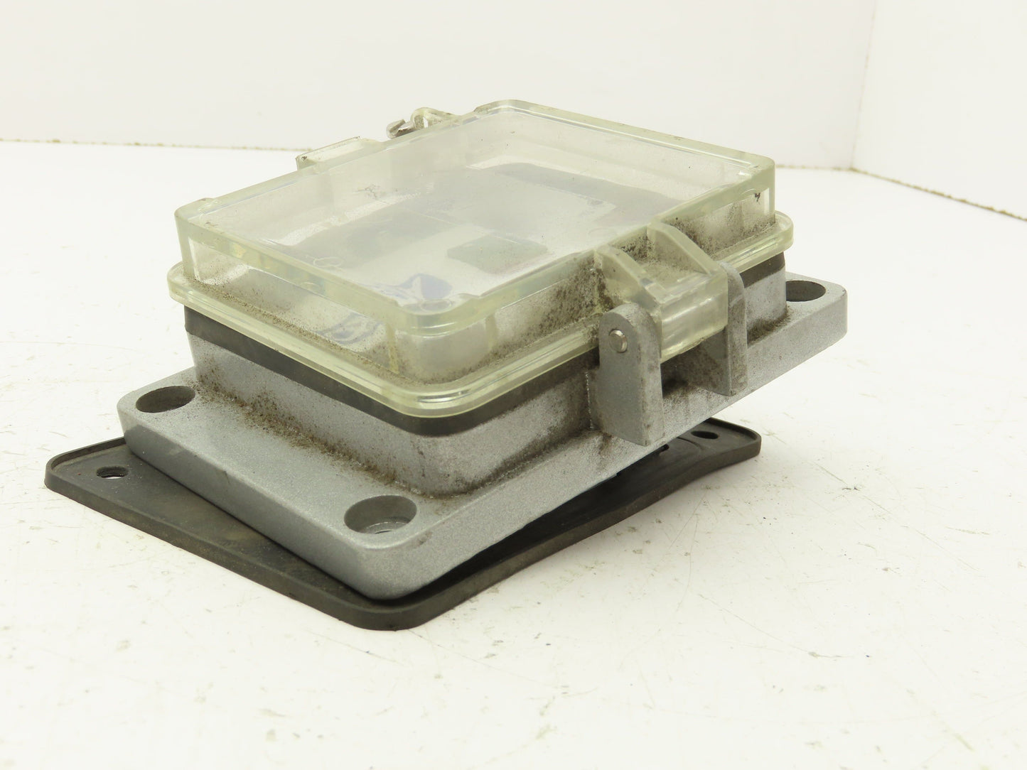 GracePort P-G2R2-K3R0-U293 Data Interface Connector Outlet Housing Mount