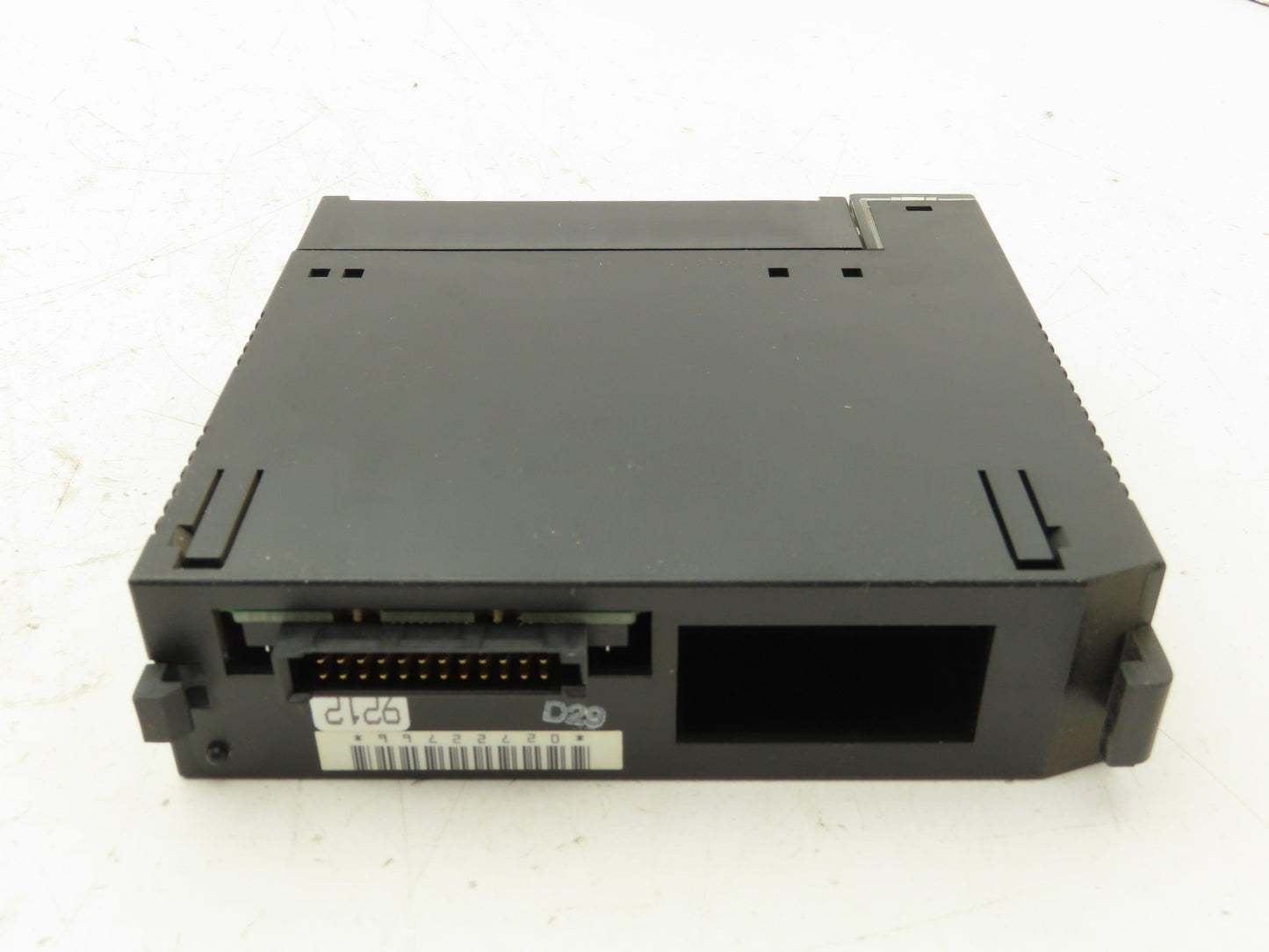 GE Fanuc IC693MDL940C Output Relay Module 2A 16PT
