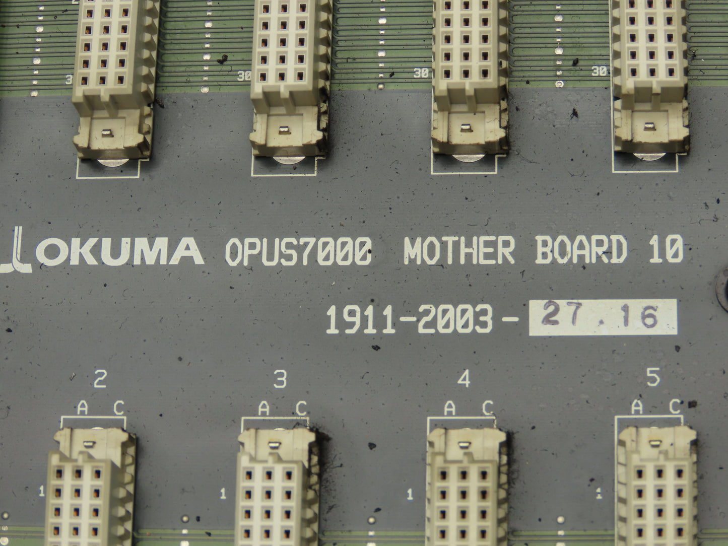 Okuma E7191-855-021 PLC 10-Slot Rack Chassis w/Motherboard 1911-2003