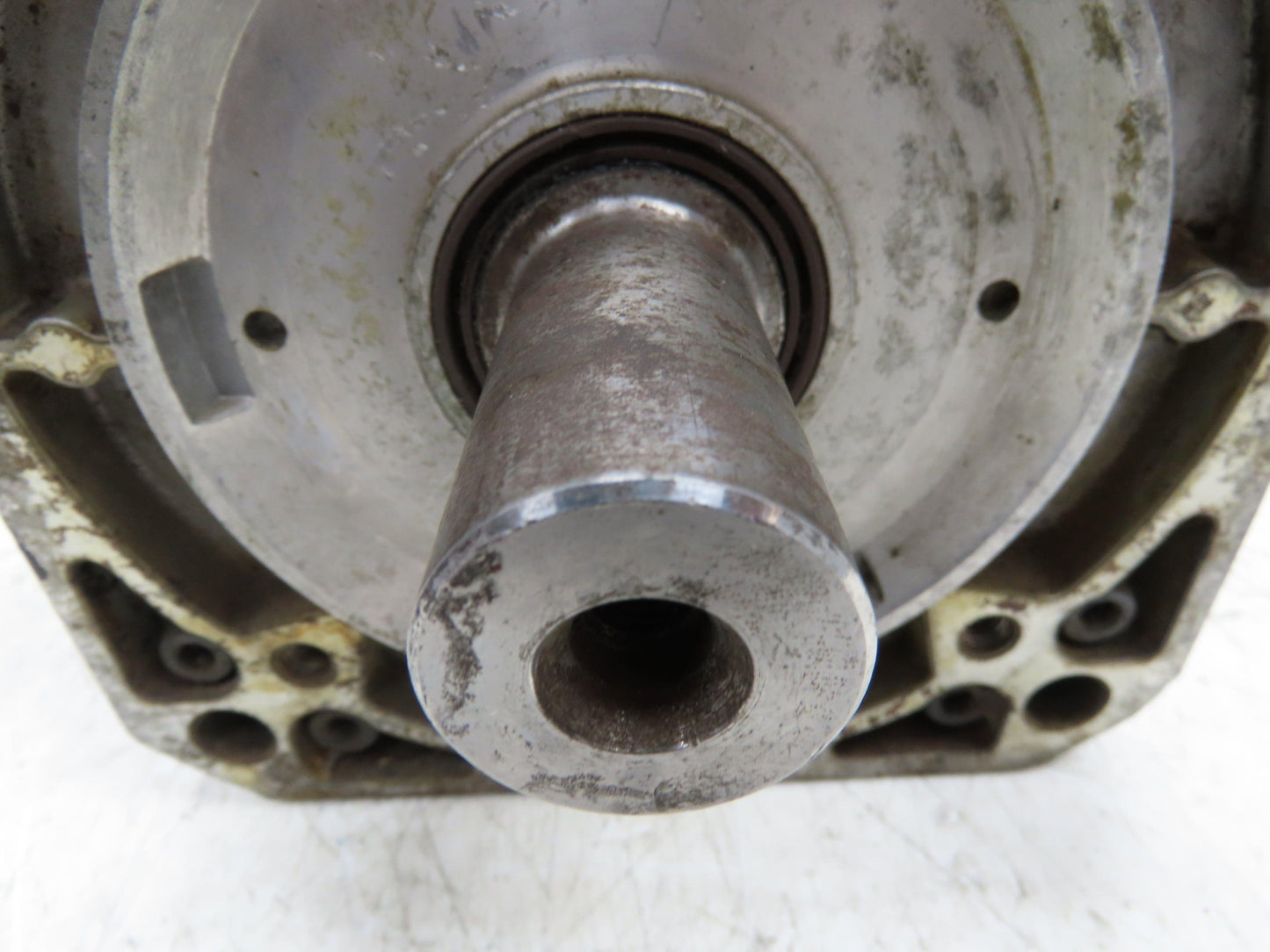 Rexroth Indramat MDD112D Permanent Magnet DC Servo Motor 3000 RPM 0.63NM