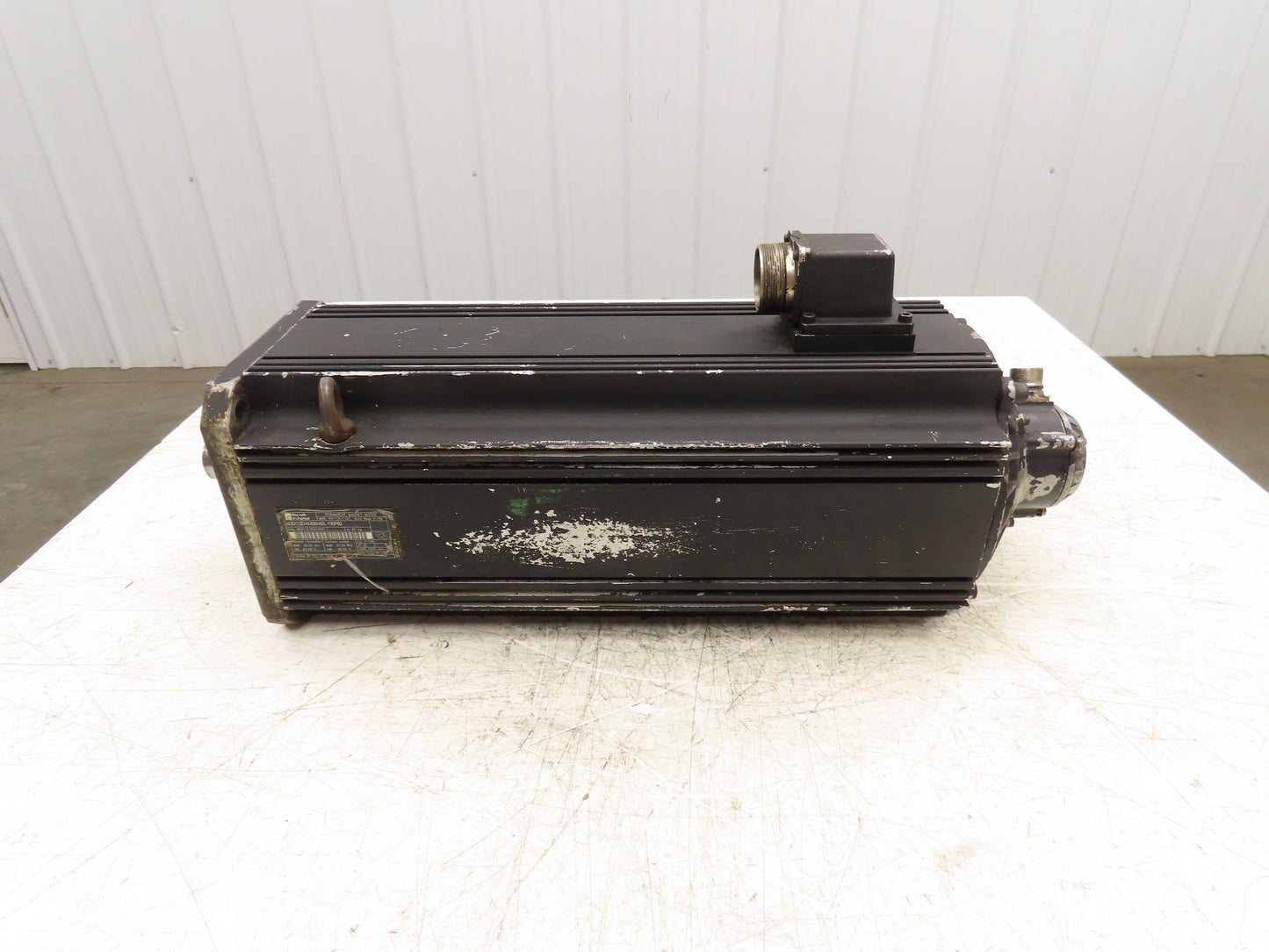 Rexroth Indramat MDD112D Permanent Magnet DC Servo Motor 3000 RPM 0.63NM