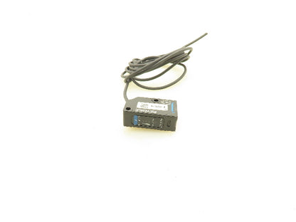 Keyence LV-NH100 Laser Sensor Head Receiver