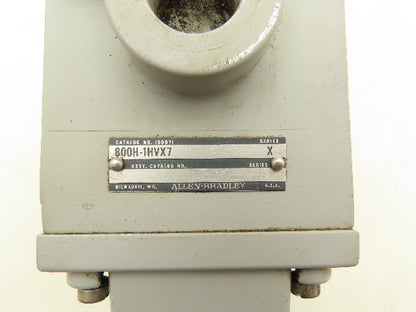 Allen Bradley 800H-NP31 Explosion-Proof 2-Pushbutton Switch Operator Station