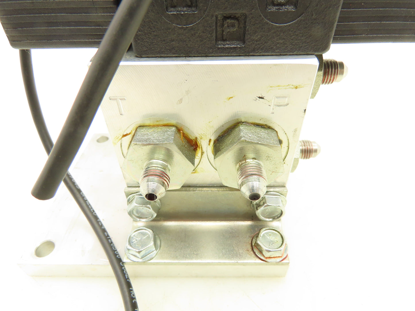 Continental VSNG6-3F-A-D00 Hydraulic Solenoid Directional Control Valve 4060PSI