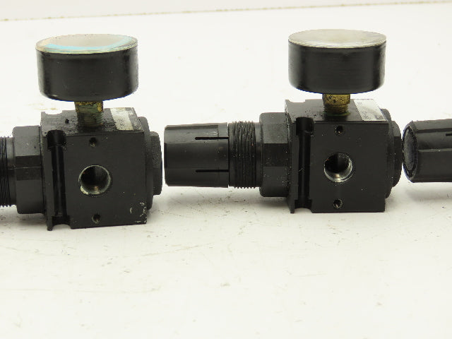 Watts R35-02CG Pneumatic Regulator w/Gauge 300 PSI Lot of 5