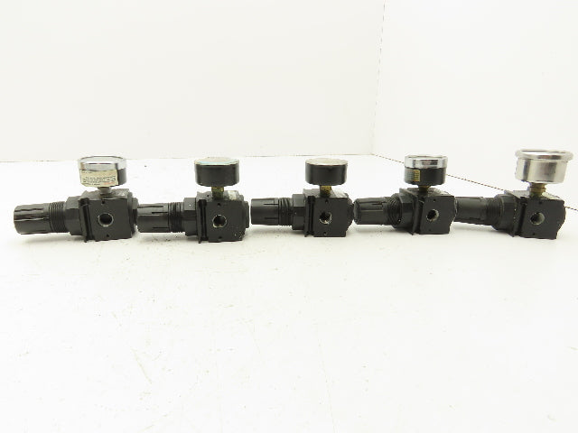 Watts R35-02CG Pneumatic Regulator w/Gauge 300 PSI Lot of 5
