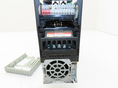 Allen Bradley 25B-B2P5N104 PowerFlex 525 VFD AC Drive 0.4kW 0.5HP 3PH 240V 2.5A