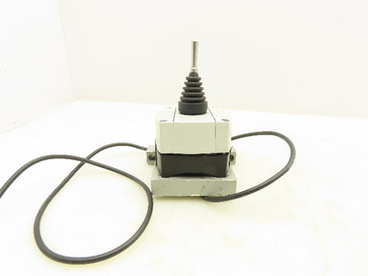 Allen Bradley 800F Toggle Switch 2-Way Spring Return 30mm Lever Operator