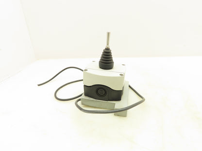 Allen Bradley 800F Toggle Switch 2-Way Spring Return 30mm Lever Operator