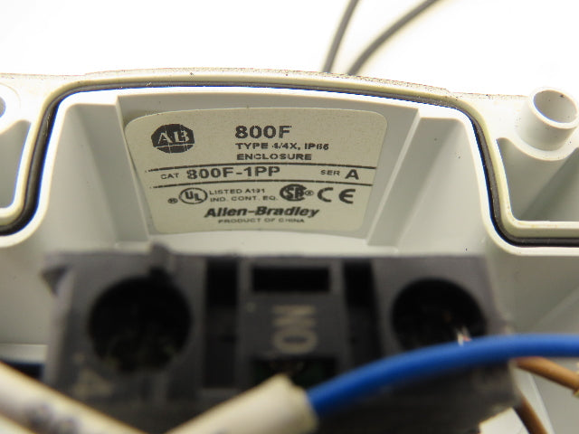 Allen Bradley 800F Toggle Switch 2-Way Spring Return 30mm Lever Operator