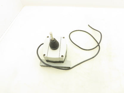 Allen Bradley 800F Toggle Switch 2-Way Spring Return 30mm Lever Operator