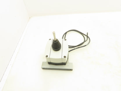 Allen Bradley 800F Toggle Switch 2-Way Spring Return 30mm Lever Operator