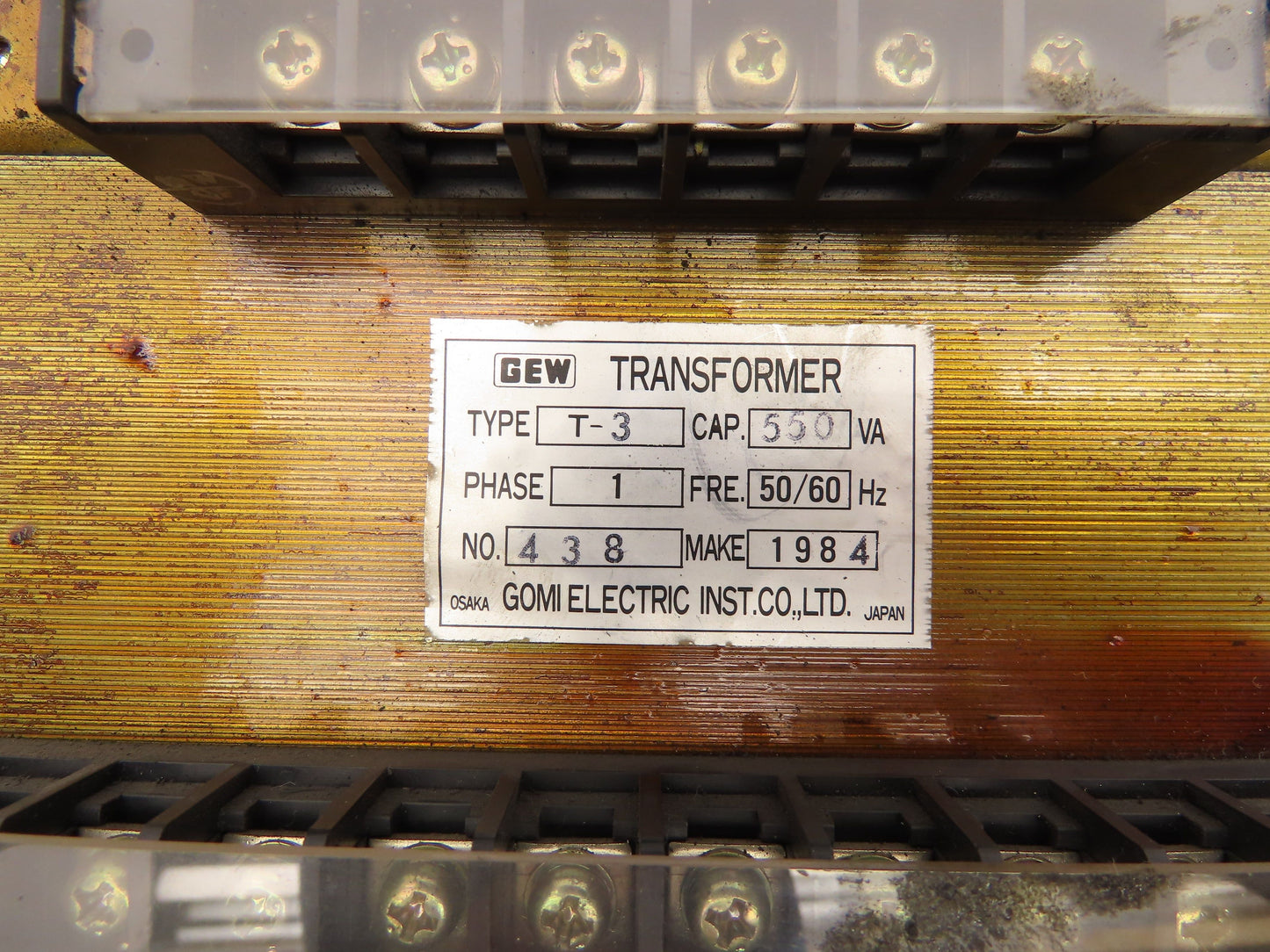 Gomi Electric T-3 Industrial Transformer 1PH 550VA 110/220V 24V