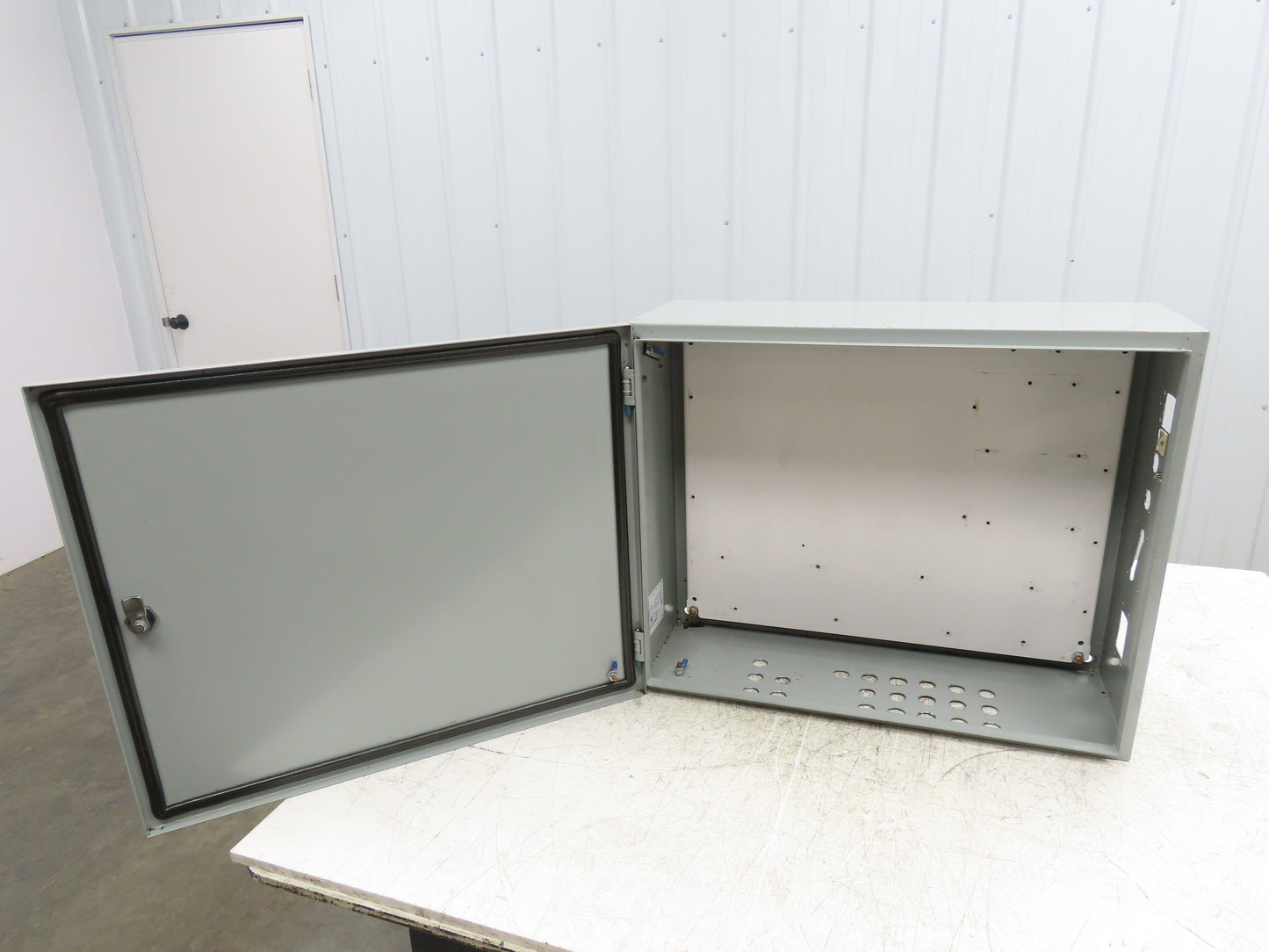 Hammond EN4SD20248GY Electrical Enclosure Box 20x24x8" Wall Mount Back Panel