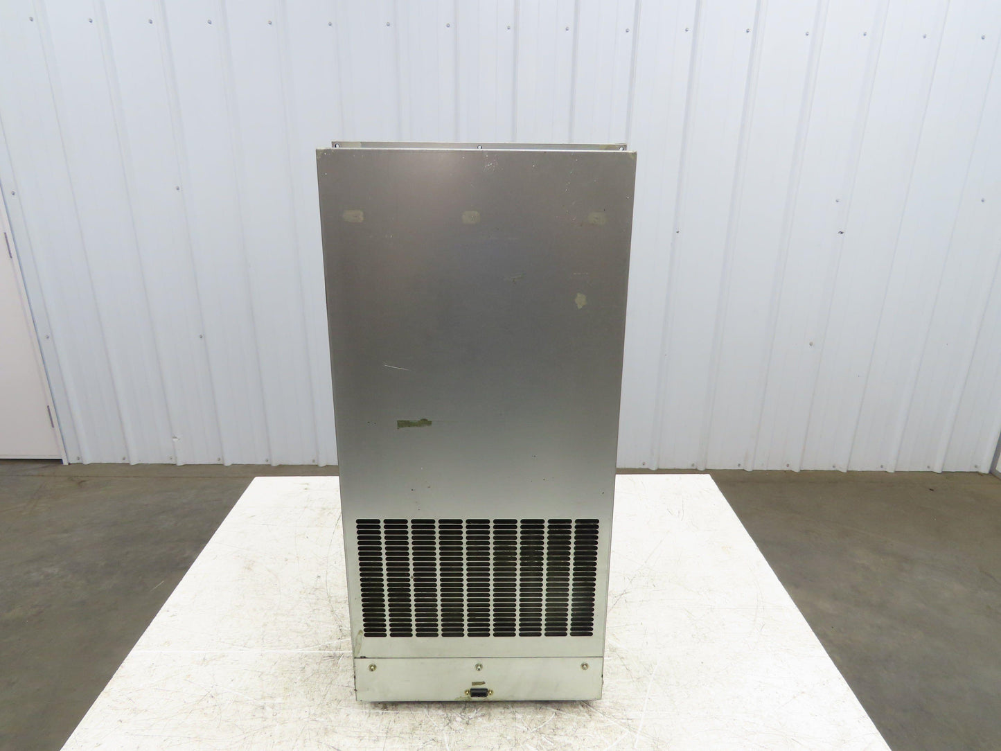 Okuma HPC-K55A Electrical Cabinet Cooler Heat Exchanger 200V 550W/10°