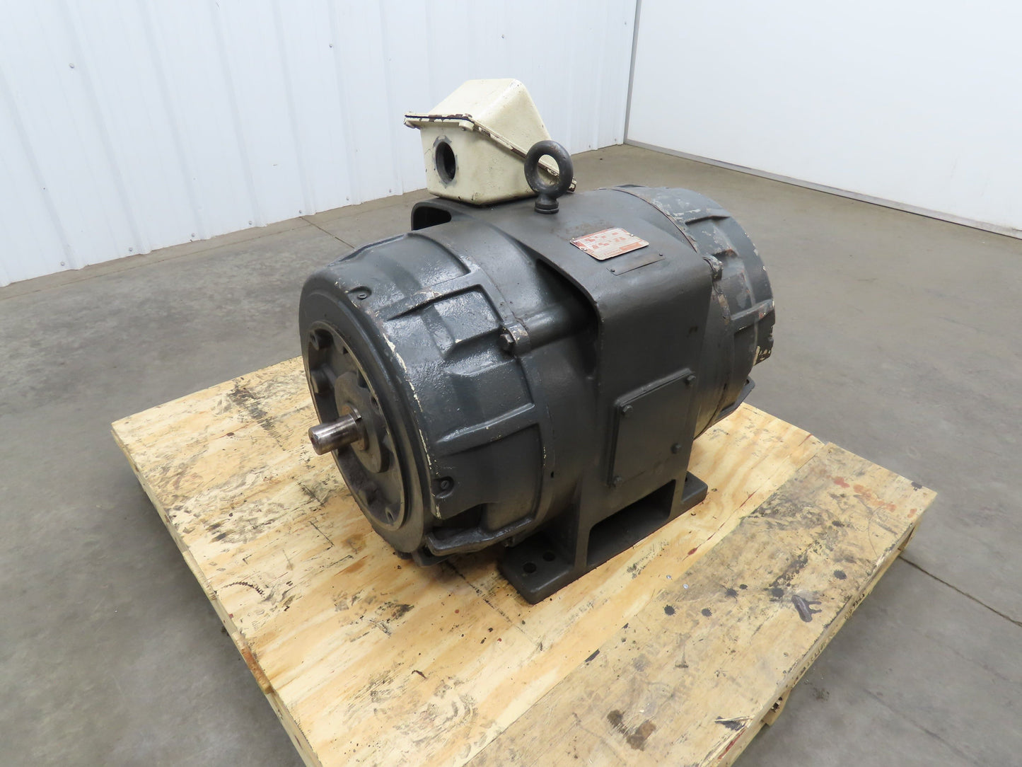 Delco 3N9317C0Z Electric Motor 75HP 405TYZ Frame 230/460V 1180RPM Dual Shaft