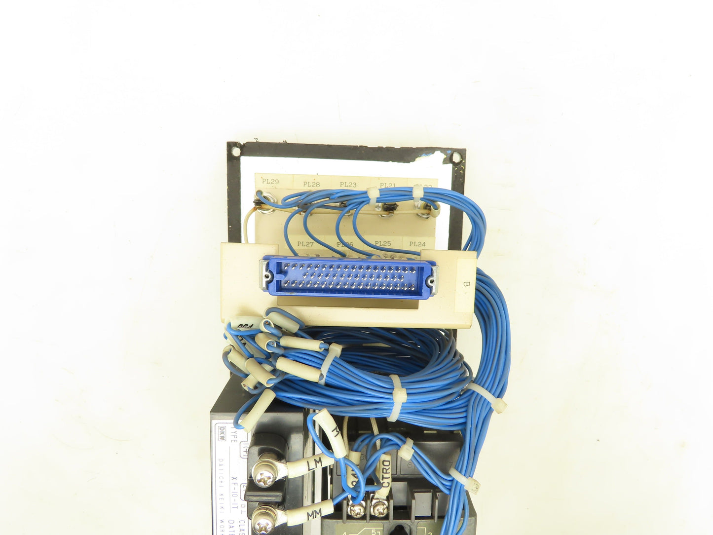 Fanuc F93115574 Chip Conveyor HMI Operator Control Panel XF-10-1T Meter