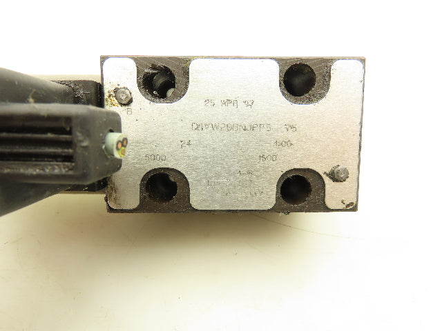 Parker D1VW20BNJPF5 Hydraulic Direction Control Valve 24VDC 5000PSI