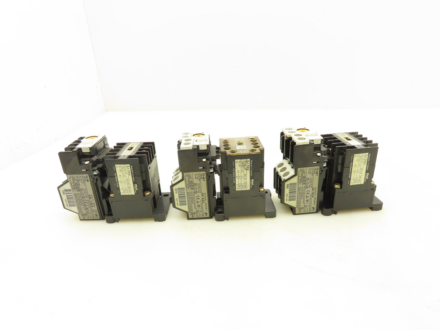 Fuji Electric SJ-0SG Magnetic Contactor Thermal Overload Relay Lot of 3