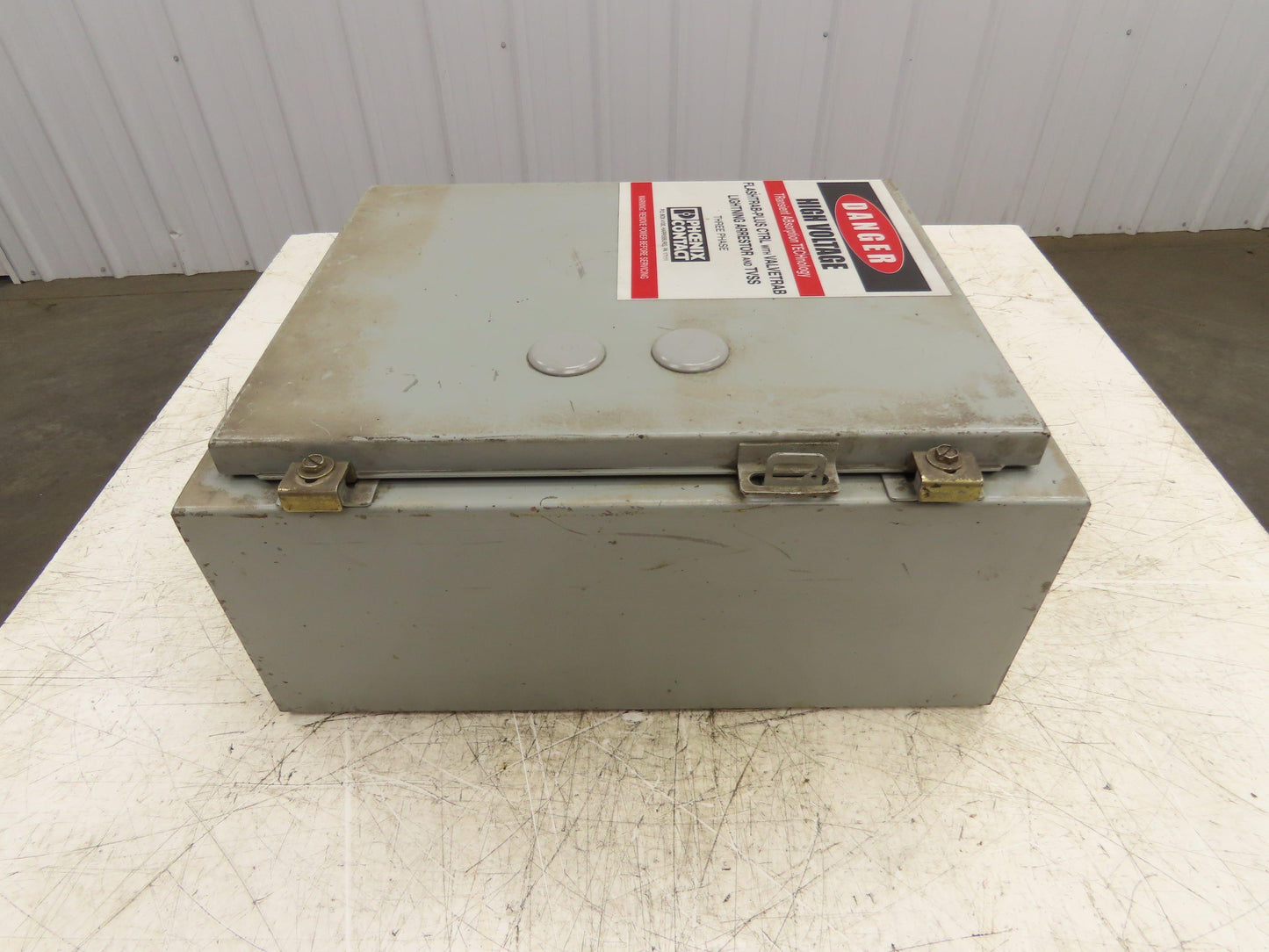 Phoenix Contact FLT-PLUS Flashtrab-Plus CTRL W/ Valvetrab Lighting Arrestor