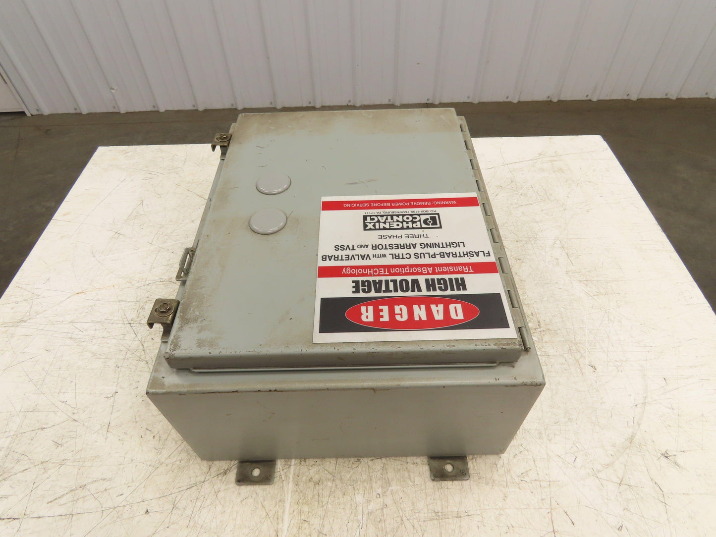 Phoenix Contact FLT-PLUS Flashtrab-Plus CTRL W/ Valvetrab Lighting Arrestor