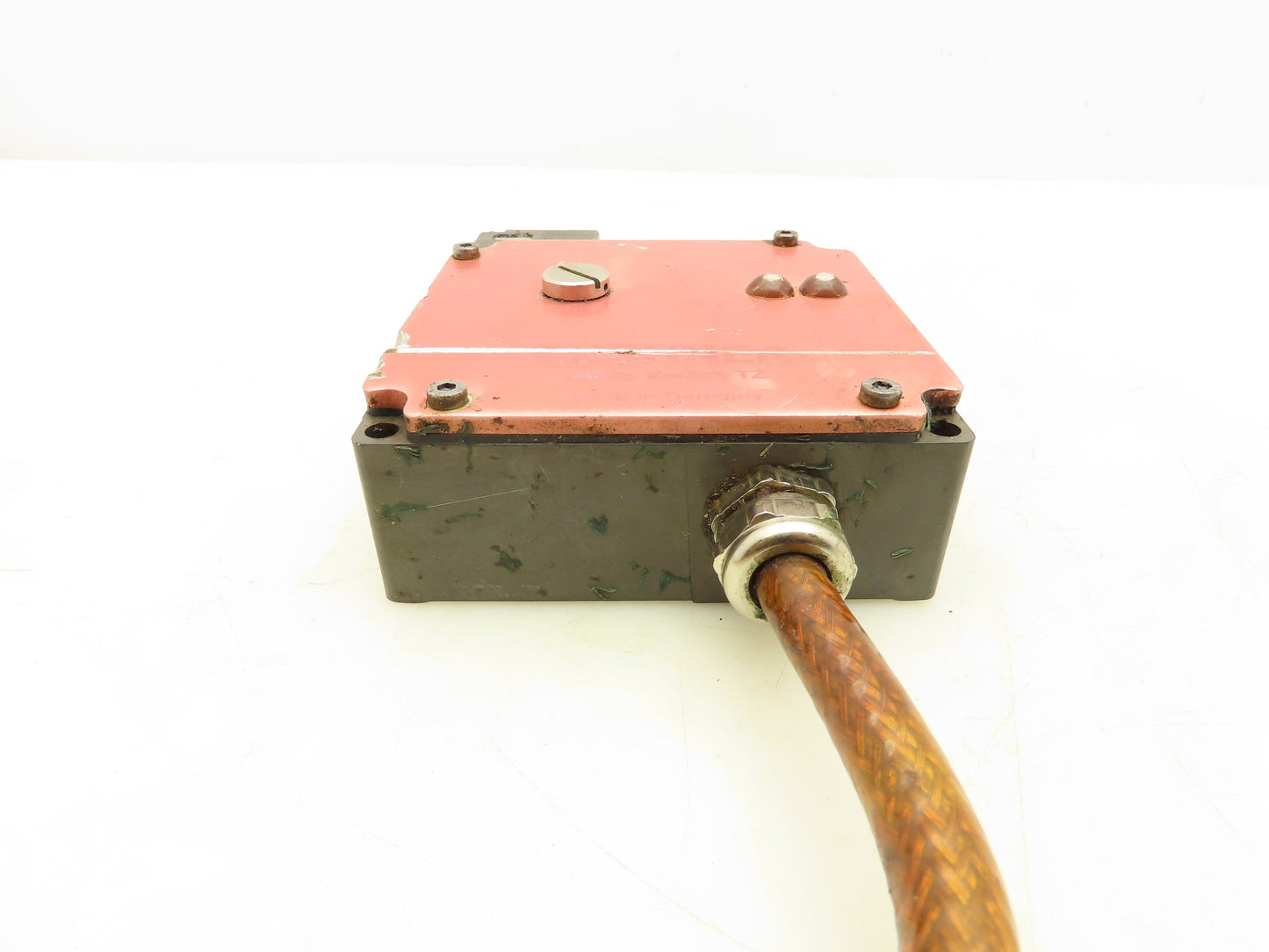 Euchner TZ1LC110PG-R Guard Lock Monitoring Safety Switch 10A 250V