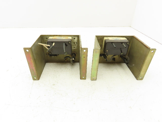 Cincinnati Milacron Leviton 3-424-1944AA Circuit Interrupter Assembly Lot of 2