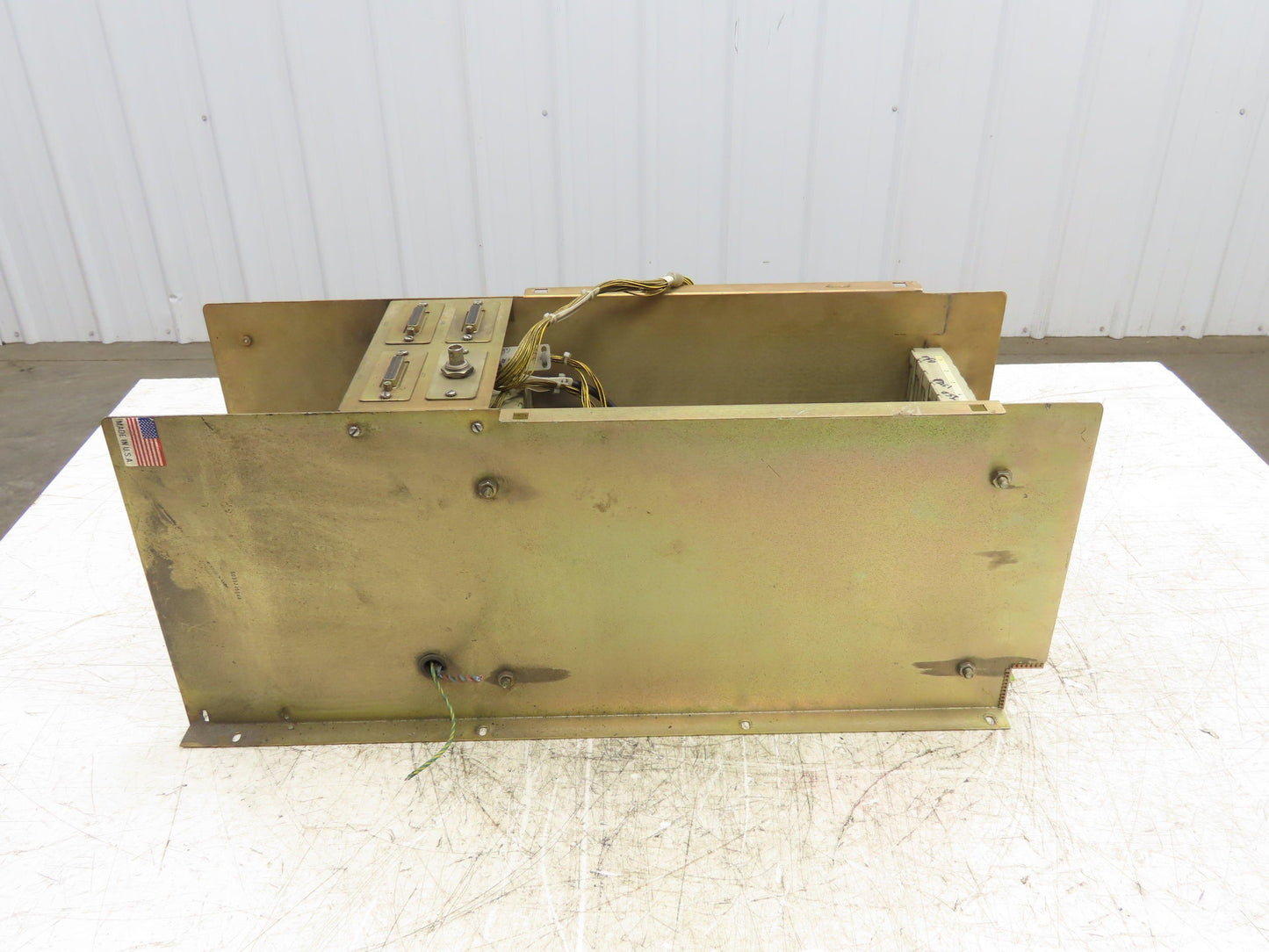 Cincinnati Milacron 3-424-1942A PLC Chassis Rack Unit Motherboard 3-531-4231A