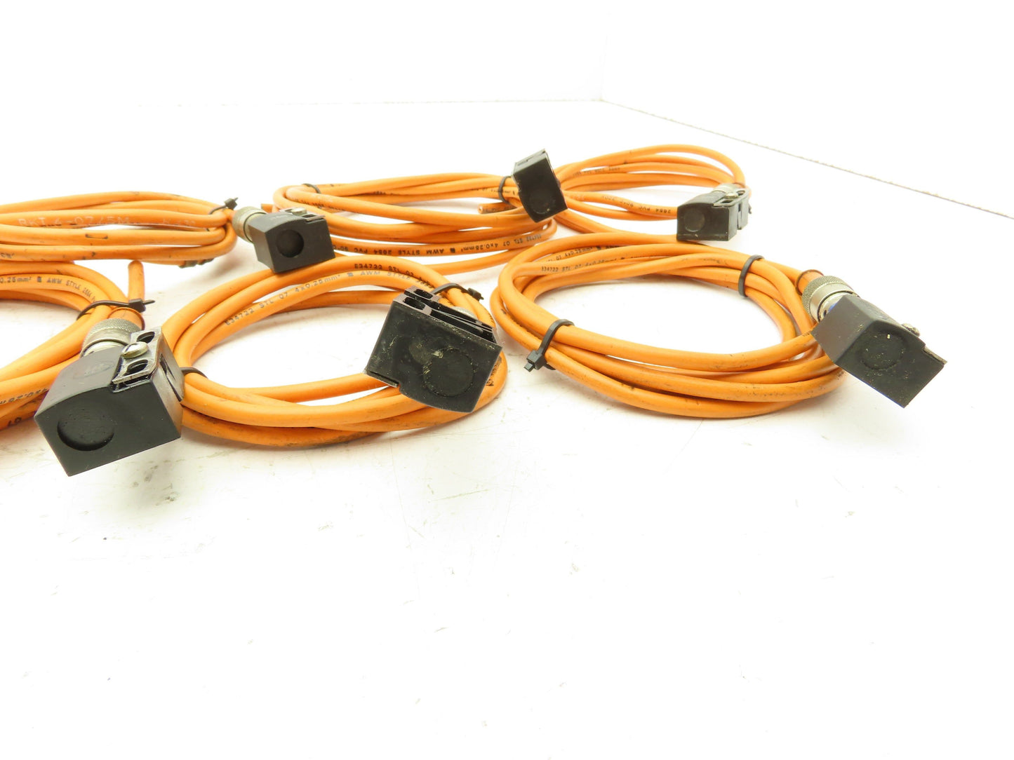 Telemecanique XS1N12PA340D Inductive Proximity Sensor Bracket 2mm Lot of 6