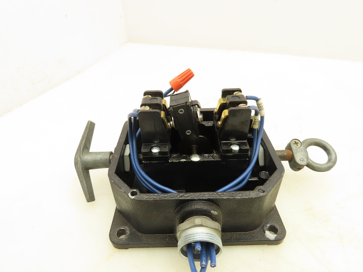 REES 04944-000 Cable Operated Safety Pull Switch 1NO/1NC 15Lb 600V