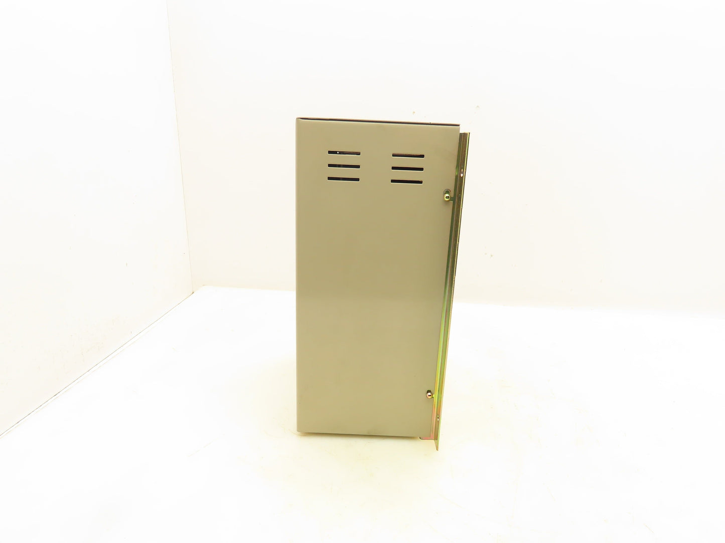 Shinko C-2000MA11-5 Motolock Servo Drive Unit 3PH 24V 200/220V