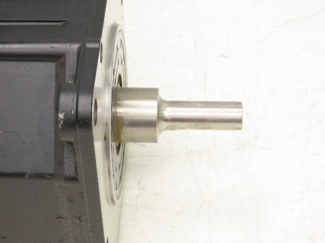 Fanuc A06B-0501-B201 AC Servo Motor 2000 RPM 144V 3PH Pulse Coder A209-0304-T111