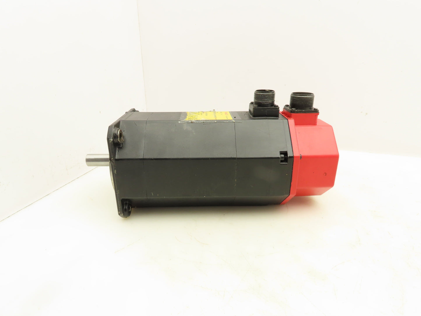 Fanuc A06B-0512-B504 AC Servo Motor 2000 RPM 3PH Pulse Coder A860-0315-T101