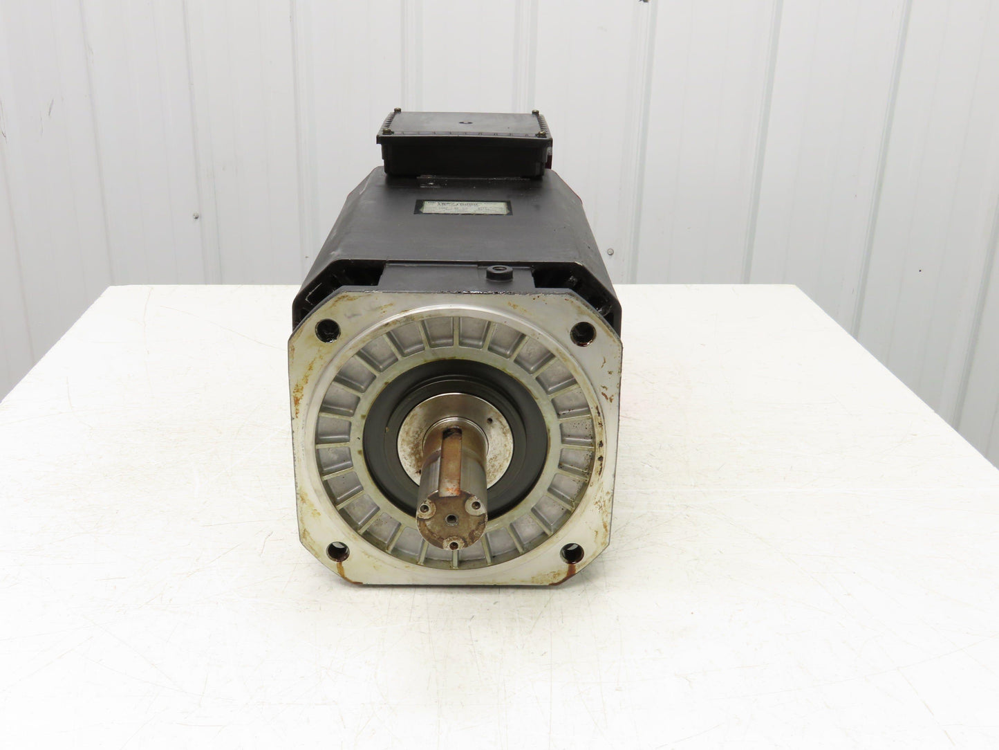 Fanuc A06B-0728-B920#3000 AC Servo Motor 200V 10000 RPM 3PH 4 Pole