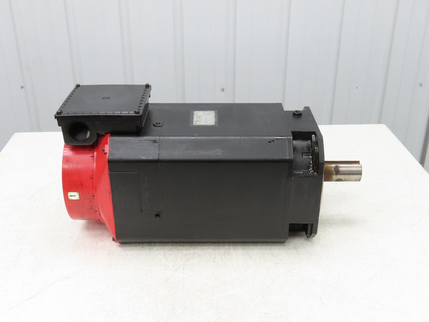 Fanuc A06B-0728-B920#3000 AC Servo Motor 200V 10000 RPM 3PH 4 Pole
