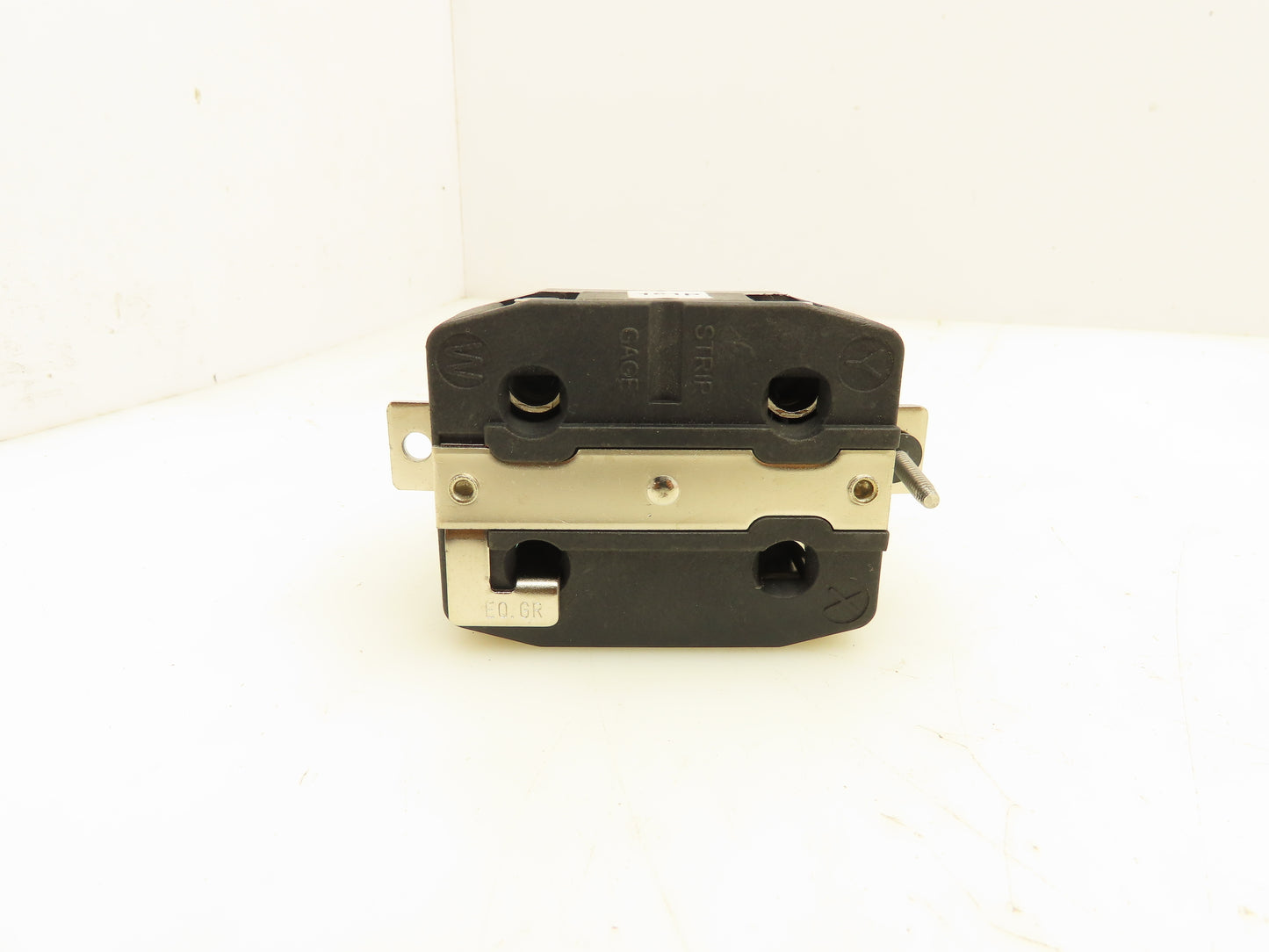 Pass & Seymour Legrand CR6369 Dockside Receptacle 125-250VAC 50A 3 Pole 4 Wire