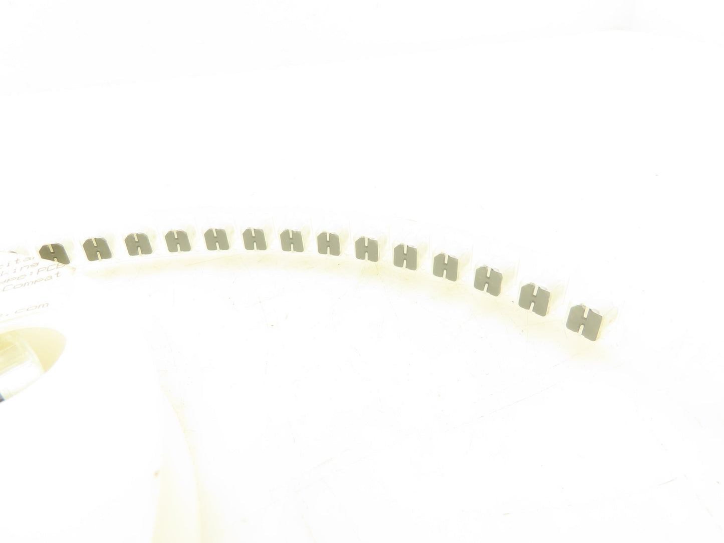 Cornell Dubilier AVS337M06X16B Aluminum Electrolytic Capacitor 330uF Lot of 192