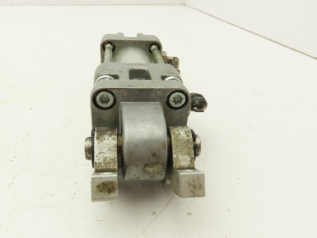 Mecman 167-04-0200-1 Pneumatic Air Cylinder 40mm Bore 25mm Stroke Swivel Eye