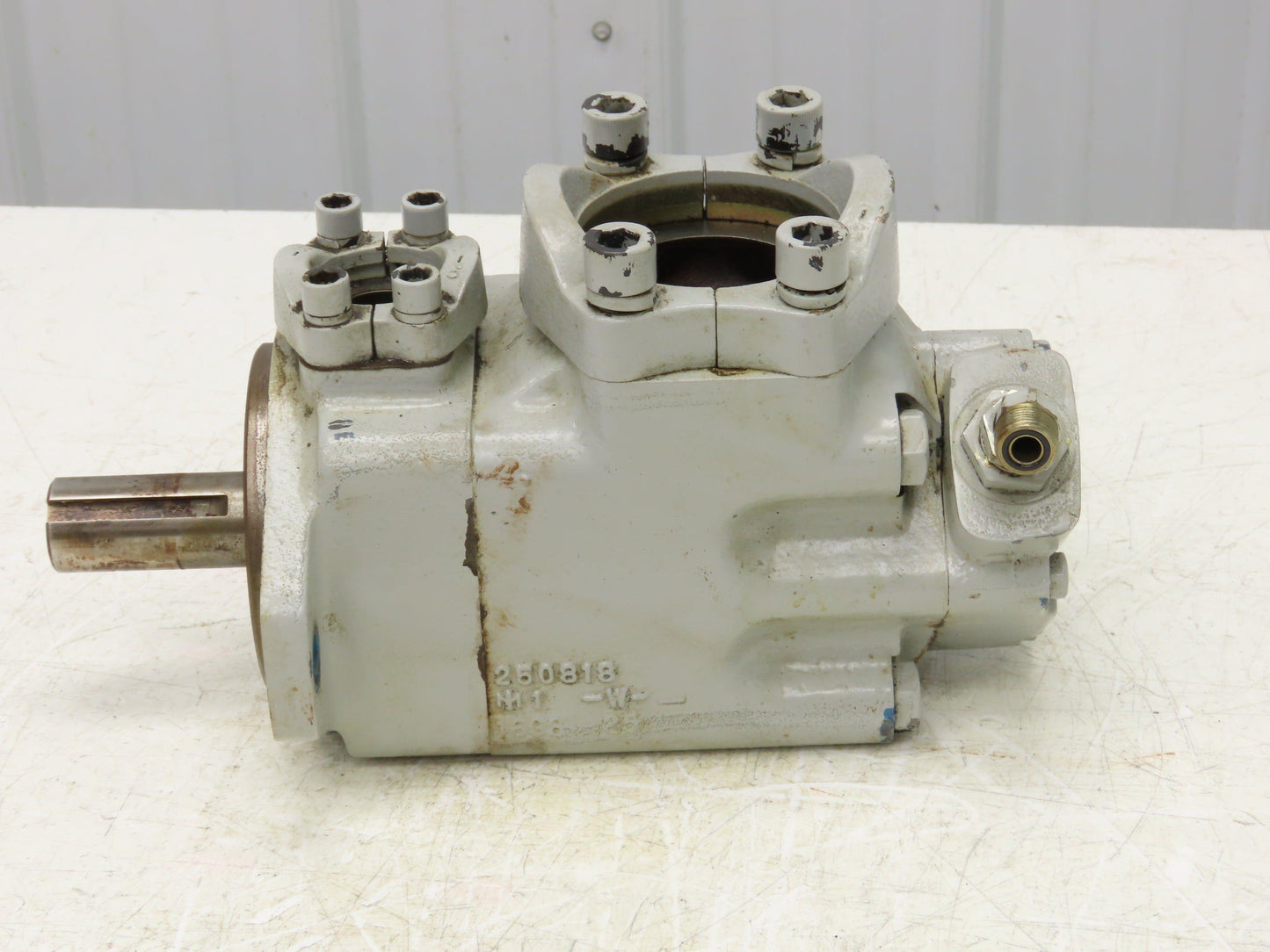 Vickers 3520V25E5-86CB22R Double Vane Hydraulic Pump 25/5GPM 1200 RPM