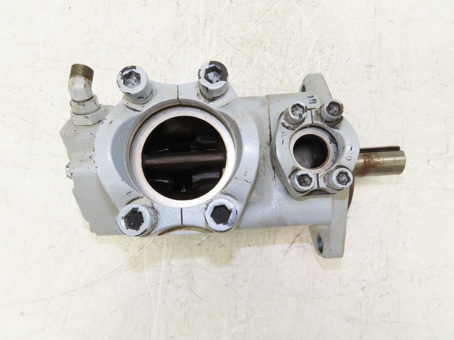 Vickers 3520V25E5-86CB22R Double Vane Hydraulic Pump 25/5GPM 1200 RPM