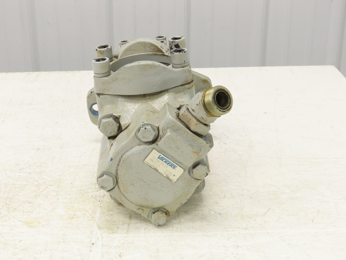 Vickers 3525V38E17-86CC22L Double Vane Hydraulic Pump 38/17GPM 1200 RPM