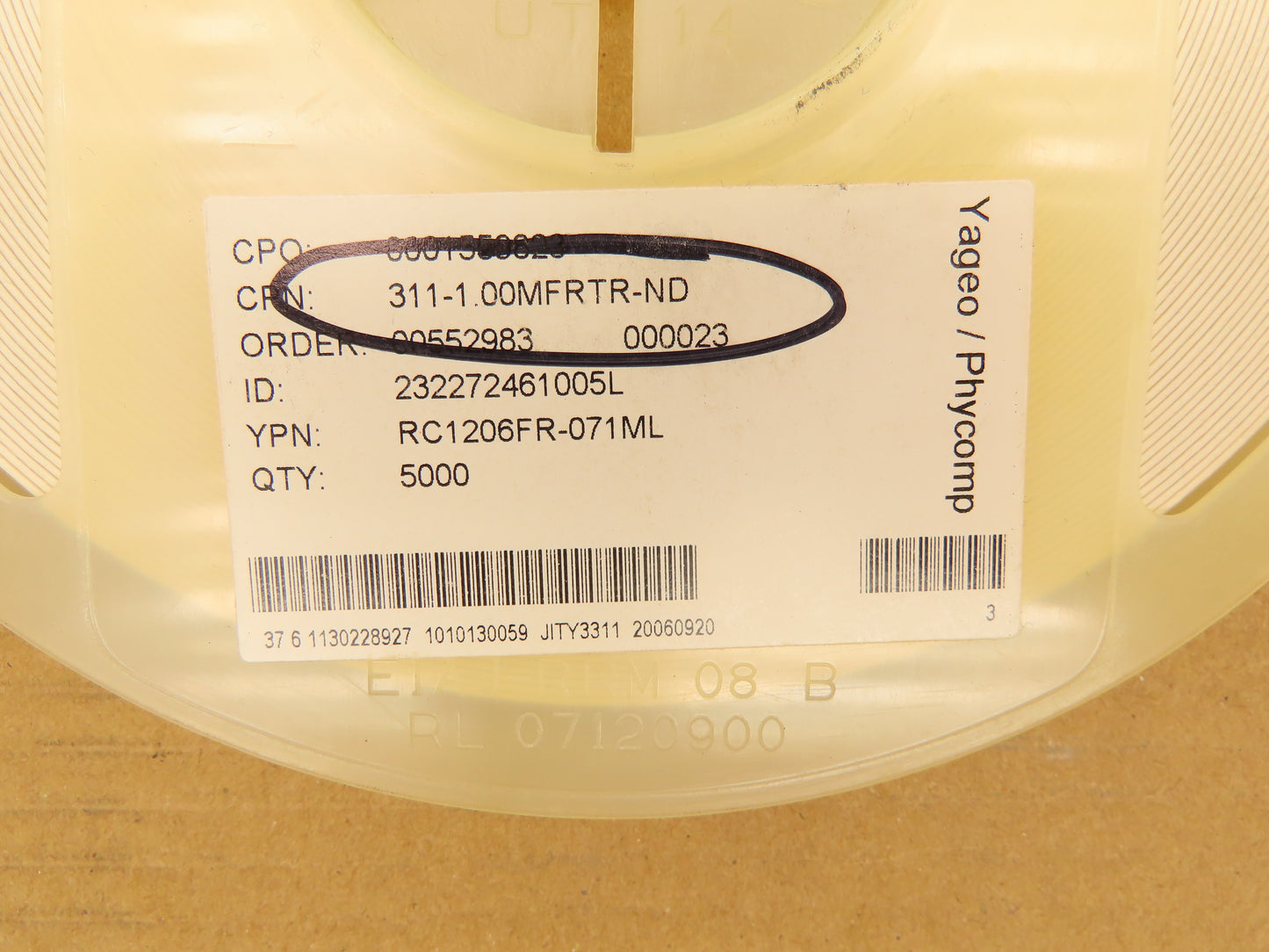 Yageo RC1206FR-071ML Film Chip Resistor Tape & Reel 1 kOhms ±1% 0.25W 5000 QTY