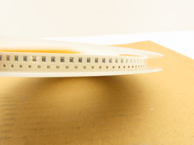 Panasonic ERJ6ENF7151V Fixed Metal Glaze Flat Chip Resistor 7.15K ± 1% 5000 Pcs