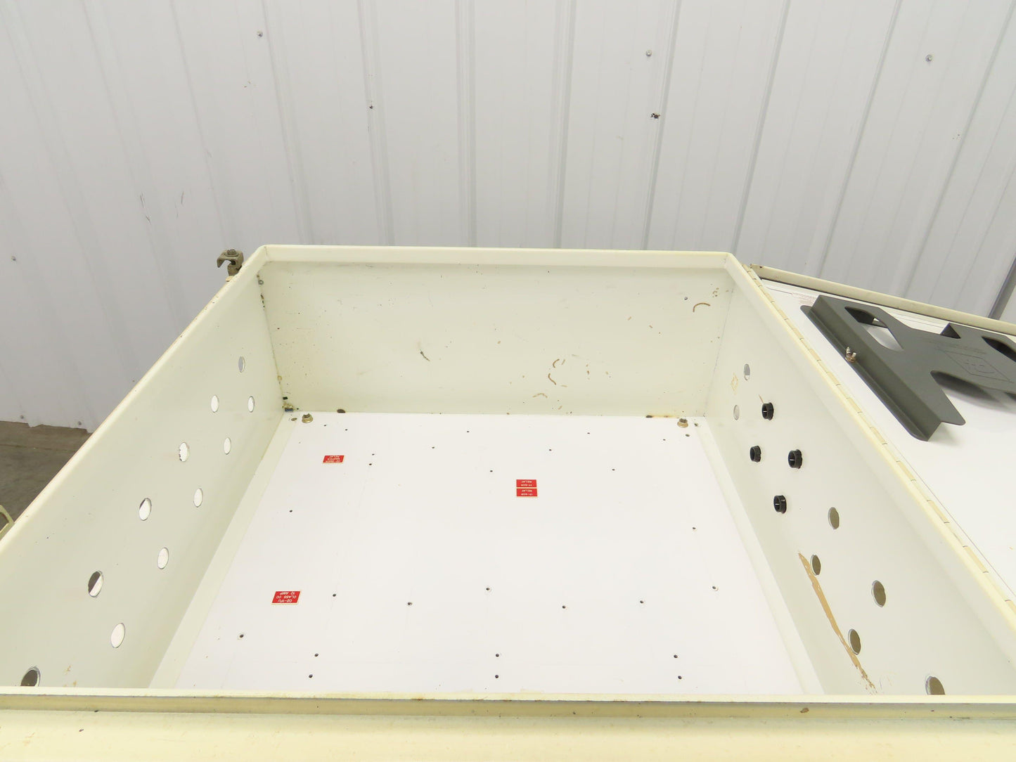 Hoffman A-303012LP Electrical Box Enclosure 30x30x12" Backplate