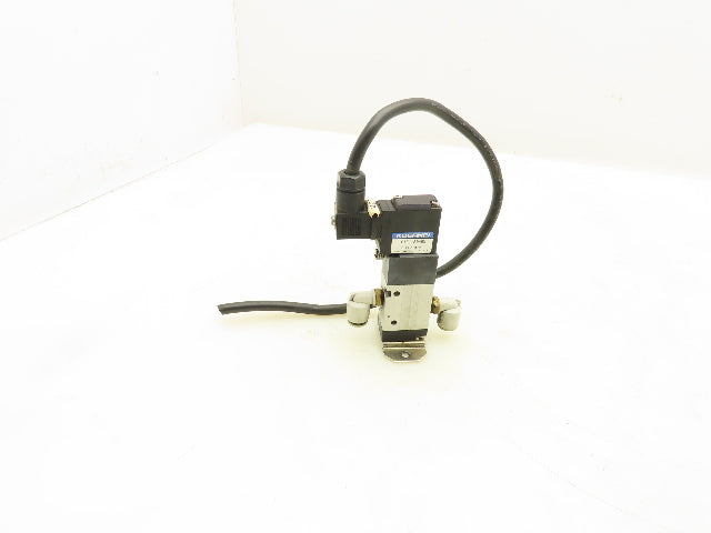 Koganei 181E1-39-83 Single Pilot Solenoid Valve 24V 1/8" NPT