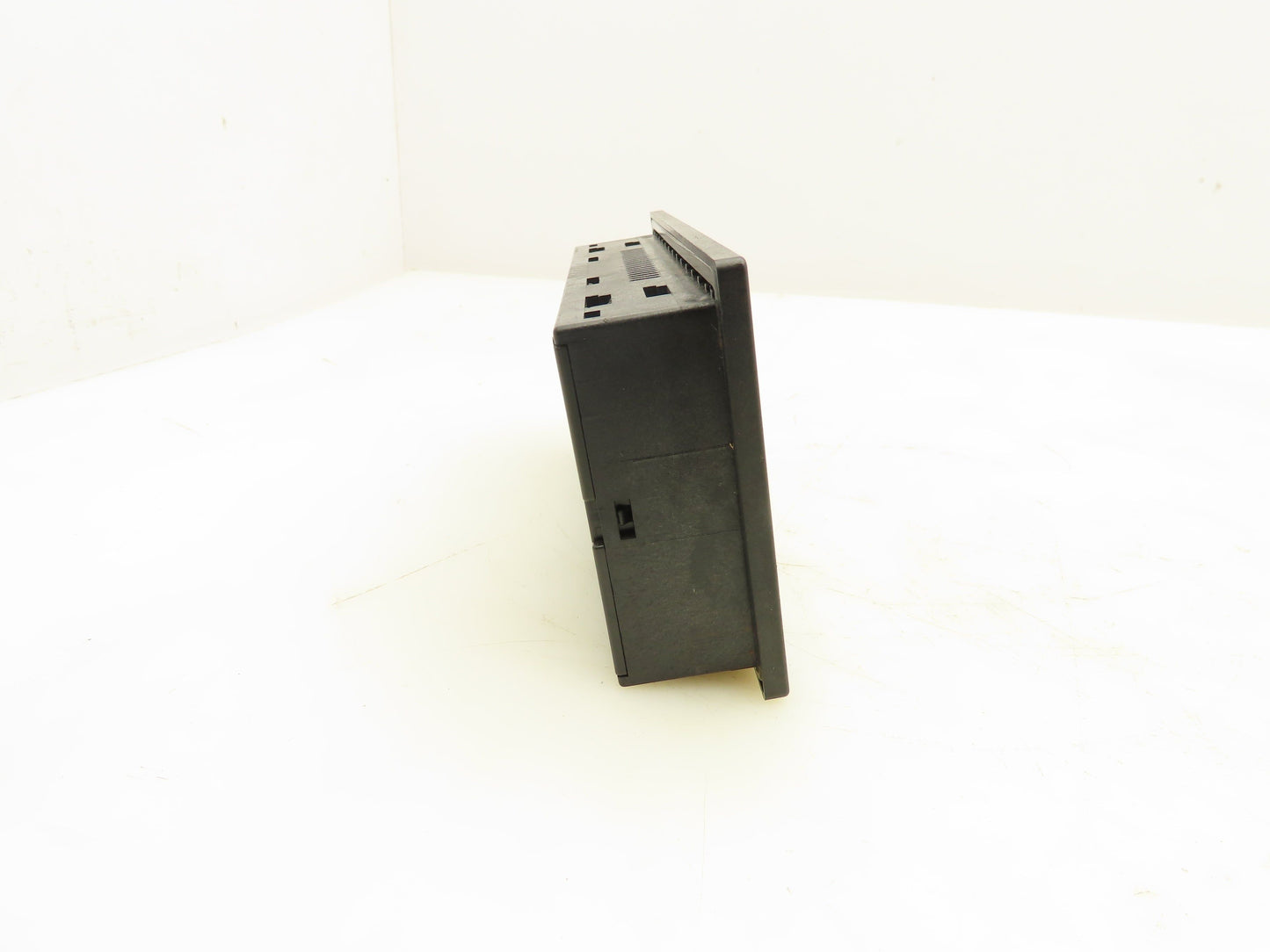 Mitsubishi Electric GT1030-HBDW GOT1000 HMI Graphic Operator Control Terminal